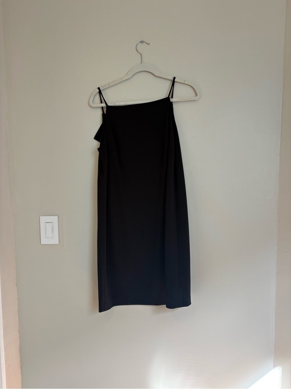 Maggy London Black Ruffle Dress Size 10 Cocktail Work Party LBD